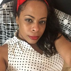 Meet your Posher, Regina